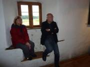 Aufmerksame Zuhörer auf der einen Seite