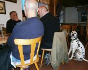 24 Alle bekommen was - und was kriegt Kosmo?