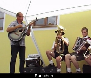 Türmerhausfest des OWV Schwandorf<br />mit Gitarrenbegeleitung